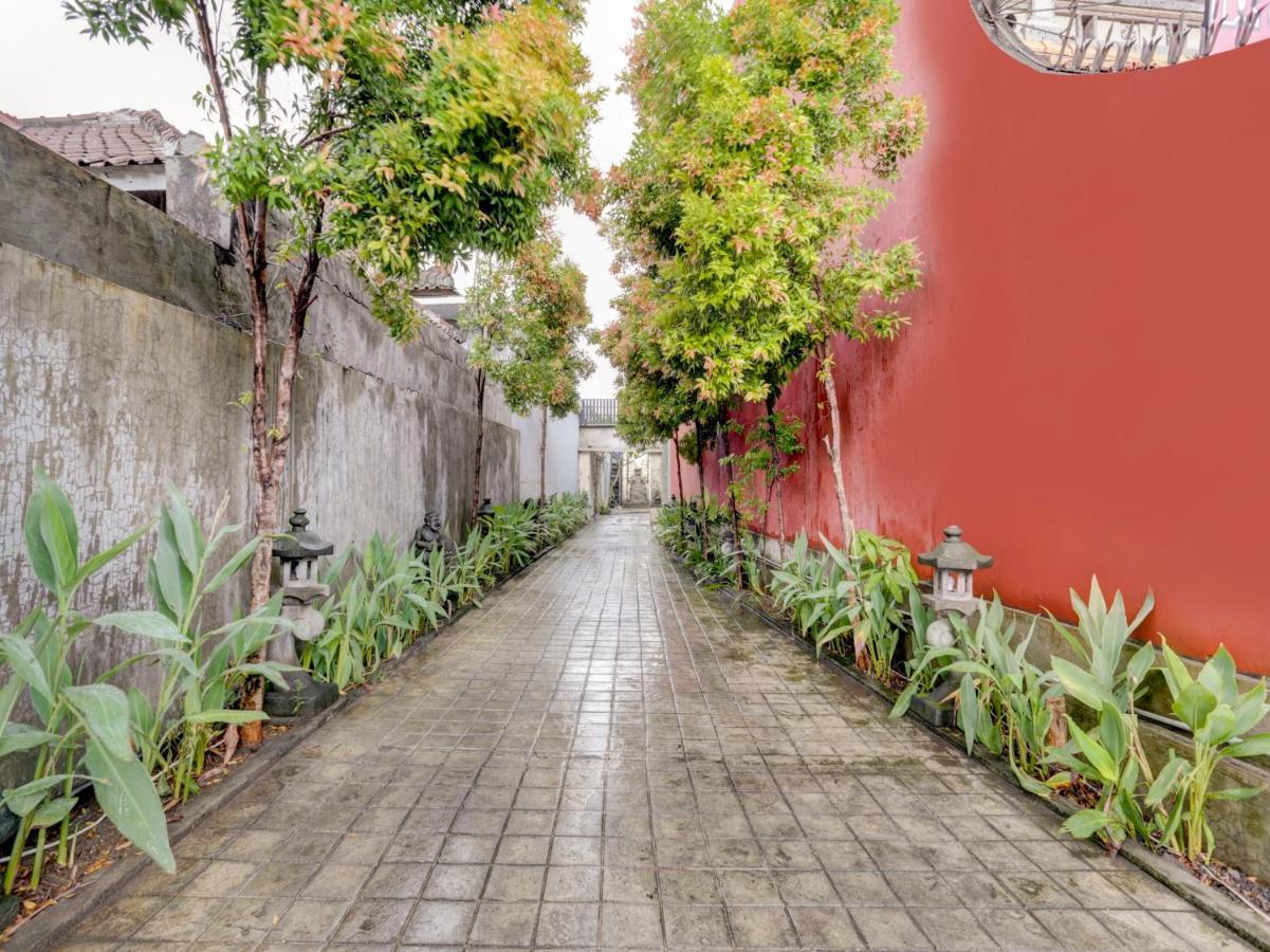 Oyo 90131 Liberty Guest House Sempidi Luaran gambar